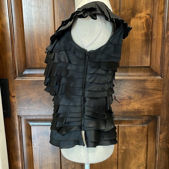 Vintage Rock and Republic one shoulder silk top. - Picture 7 of 9